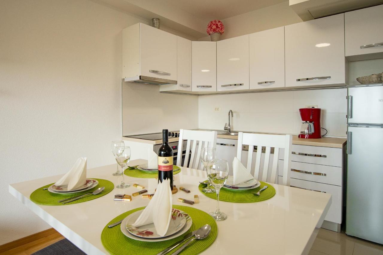 Apartments Mattea Makarska Extérieur photo