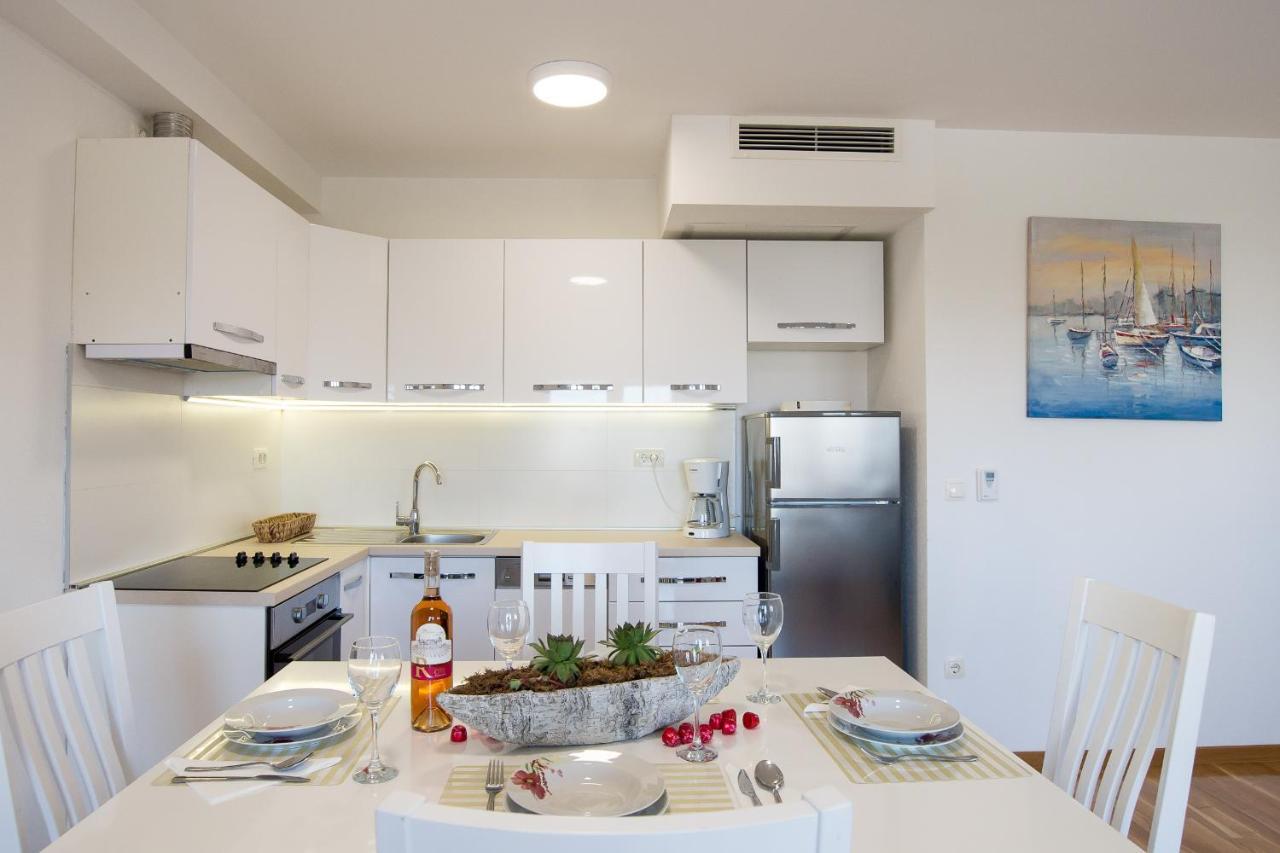 Apartments Mattea Makarska Extérieur photo
