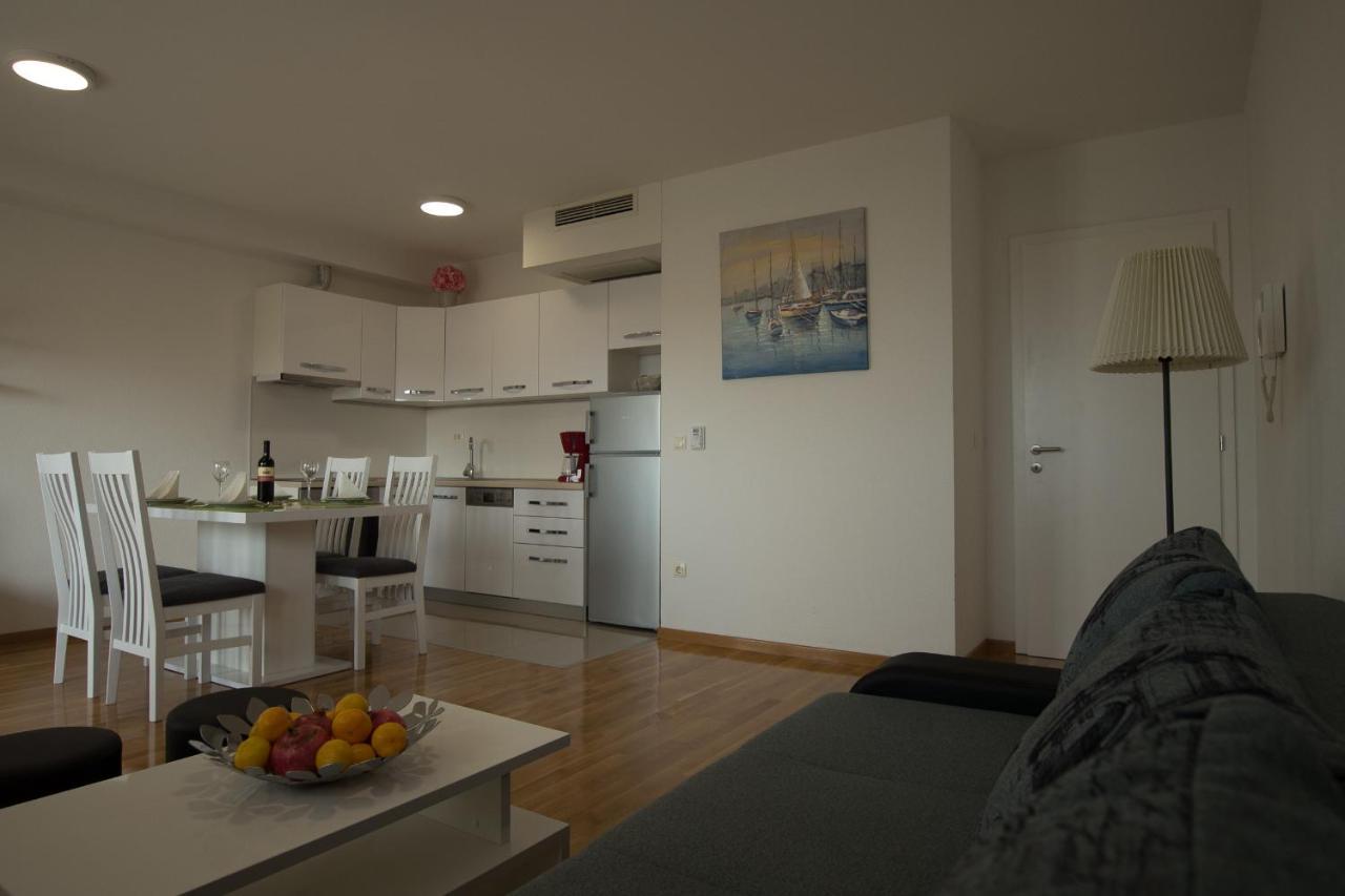 Apartments Mattea Makarska Extérieur photo