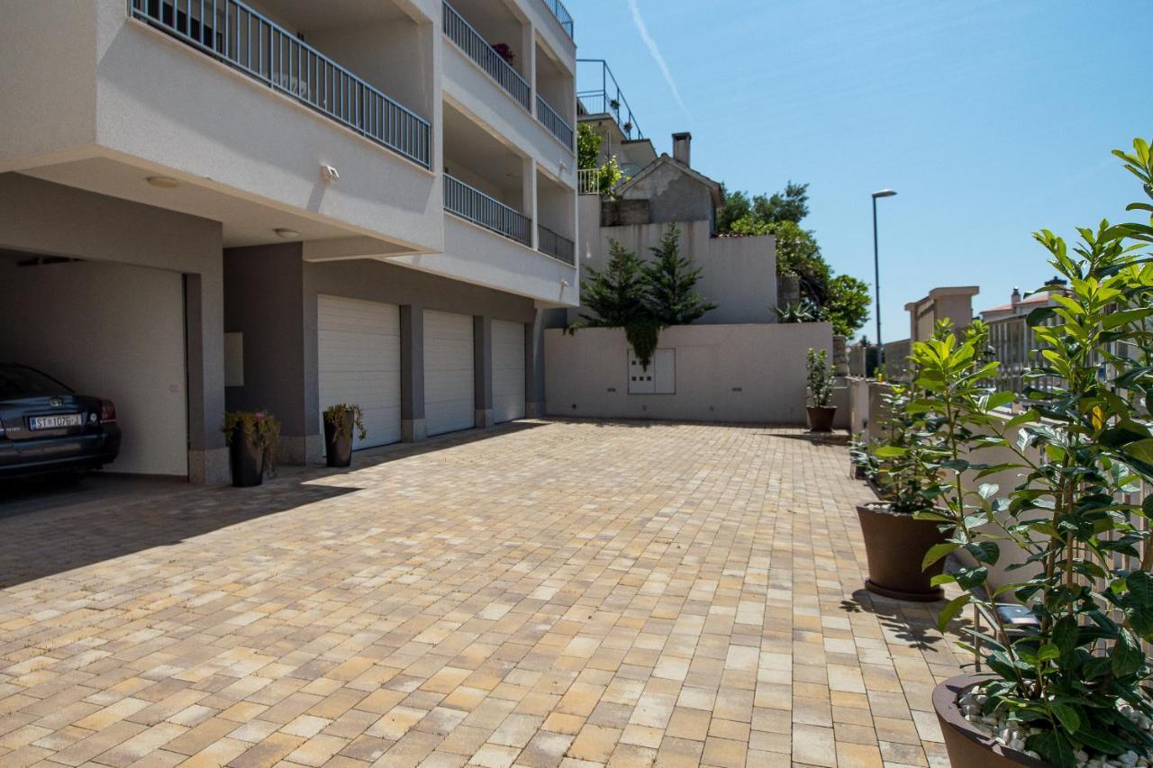 Apartments Mattea Makarska Extérieur photo
